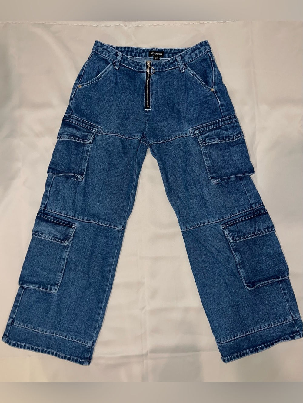 PrettyLittleThing Indigo Blue Wash Panelled Utility Pocket Wide Leg Cargos| US 4